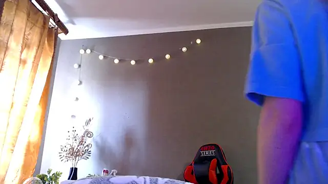 Iris lave online show from 04.18.26