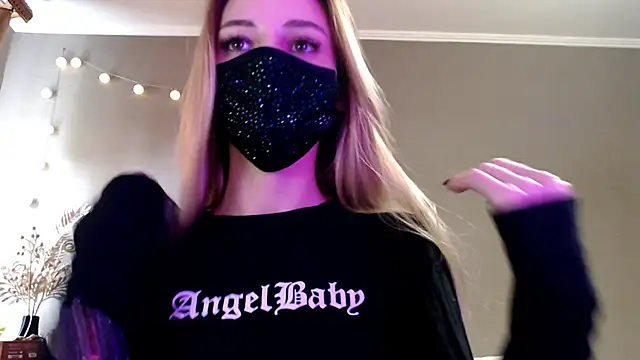 Iris lave online show from 05.09.26