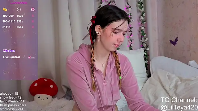 little Teya online show from 10.22.25