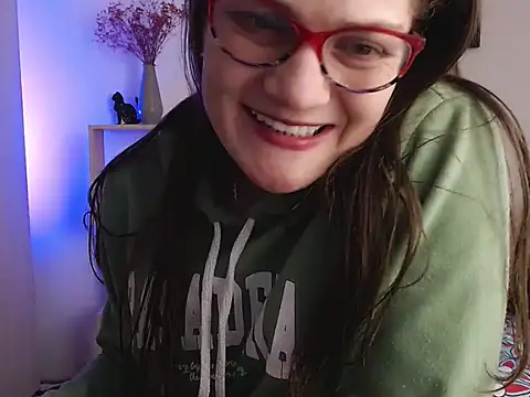 Snapshot of Camila-ventura chatting on 10.23.25 Camila-ventura online show from 10.23.25