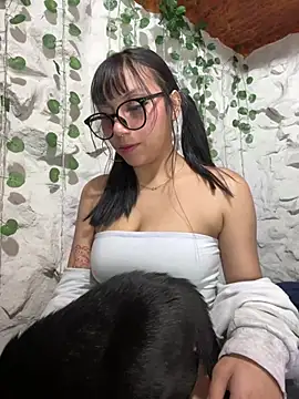 Maddy w online show from 05.17.26