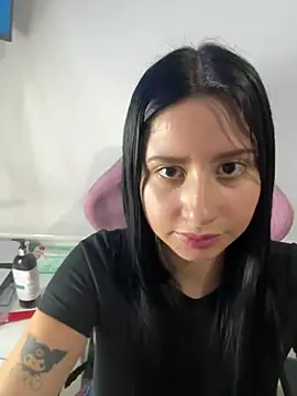 lucy grey25 online show from 04.15.26