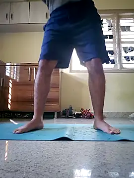 project085 online show from 10.26.25