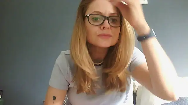 Snapshot of Ginger-bb chatting on 06.16.26 Ginger-bb online show from 06.16.26