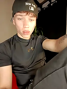 Logan sixxer online show from 09.18.25