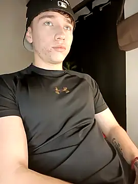 Logan sixxer online show from 09.21.25