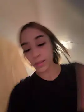 Babylovetiernax online show from 03.04.26