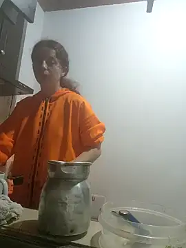 Sharon Black online show from 11.12.25