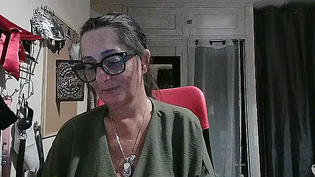 Snapshot of Mistress-Ivy51 chatting on 10.07.25 Mistress-Ivy51 online show from 10.07.25