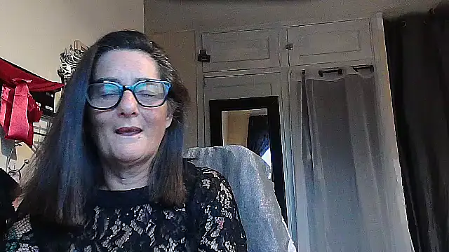 Snapshot of Mistress-Ivy51 chatting on 10.17.25 Mistress-Ivy51 online show from 10.17.25