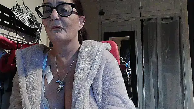 Snapshot of Mistress-Ivy51 chatting on 10.31.25 Mistress-Ivy51 online show from 10.31.25