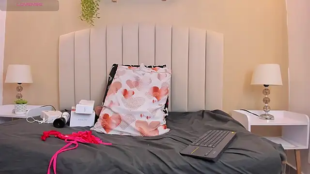 Rachel Donnelly online show from 01.18.26