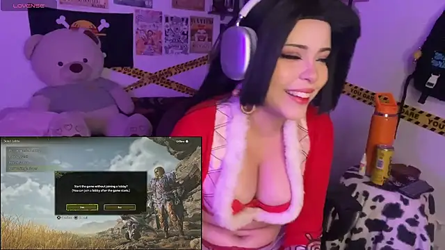 Snapshot of PixelKitty_ chatting on 11.25.25 PixelKitty online show from 11.25.25