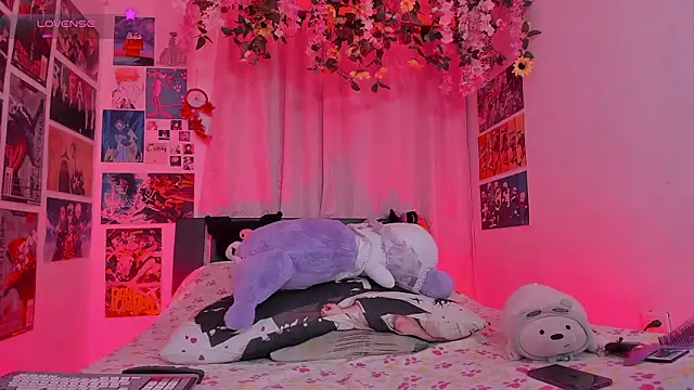 FluffyMelons online show from 03.08.26