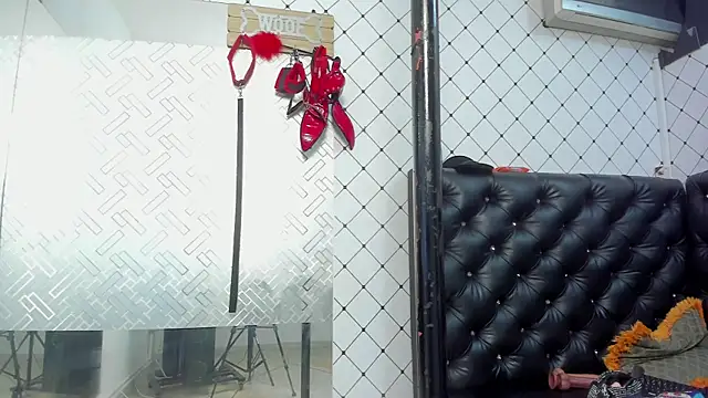 EMMA SANTANA online show from 10.23.25