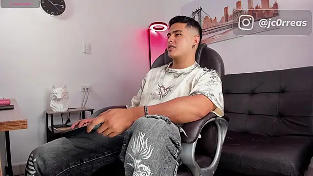  Juanes online show from 11.19.25