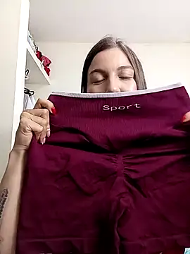 Snapshot of Arianna_Moss chatting on 02.24.26 Arianna Moss online show from 02.24.26