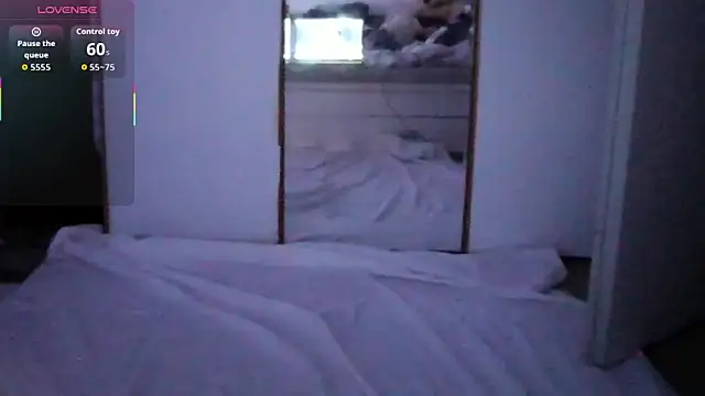 innocentgirlys online show from 11.13.25