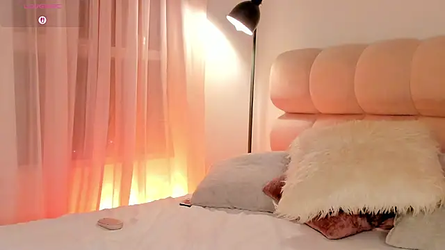 selene phmoon online show from 06.08.26