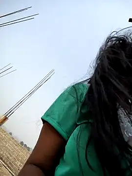 Ishu Lovee online show from 02.03.26