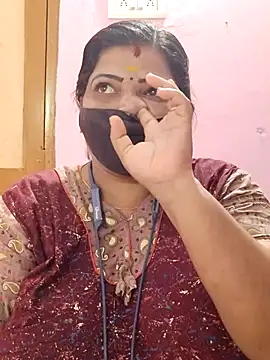 lathikaqueentamil online show from 09.29.25