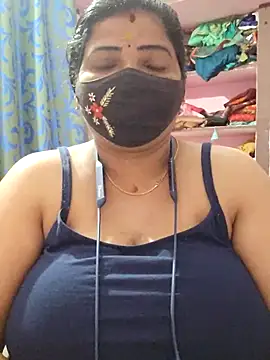 lathikaqueentamil online show from 10.13.25