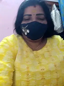 lathikaqueentamil online show from 10.14.25