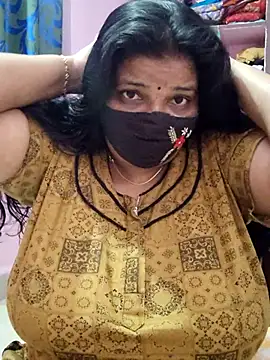 lathikaqueentamil online show from 10.15.25