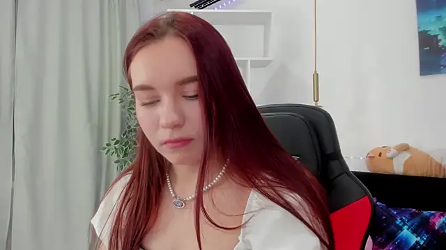 NoraHaynes online show from 10.20.25