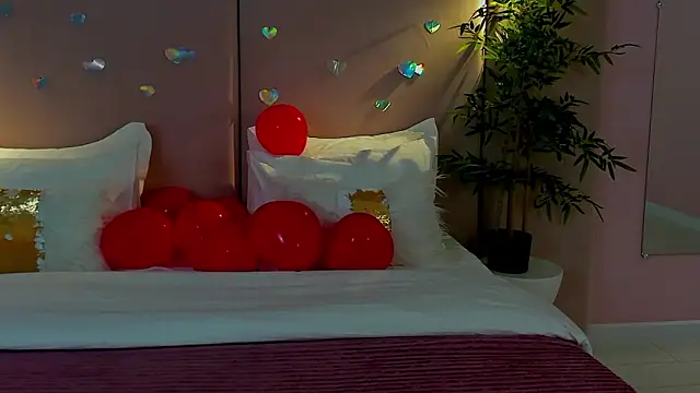 NoraHaynes online show from 02.14.26