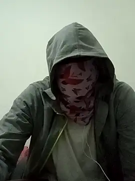 Snapshot of Mr_Sensyual chatting on 11.07.25 Mr Sensyual online show from 11.07.25