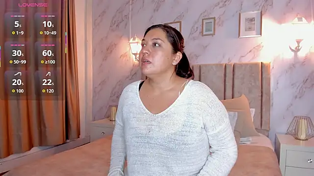 Paula And online show from 09.21.25