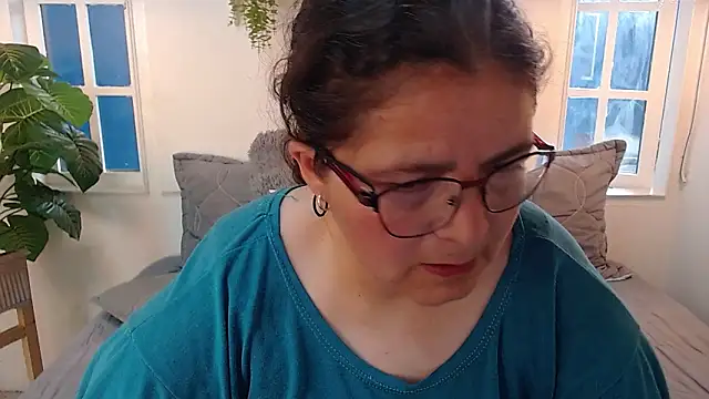 Linda banks  online show from 11.25.25