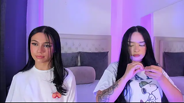 Victoriia Coxx online show from 10.24.25