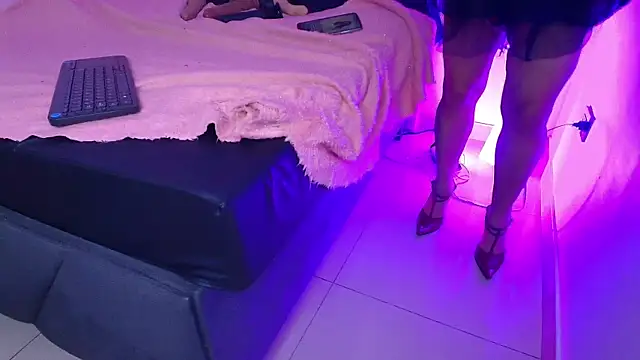 bonny wild online show from 09.23.25