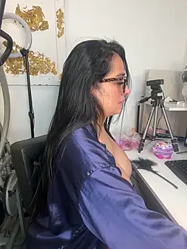 Snapshot of hotadhara01 chatting on 09.30.25 hotadhara01 online show from 09.30.25