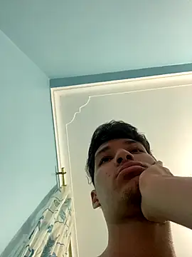 Snapshot of dermino12 chatting on 10.20.25 dermino12 online show from 10.20.25