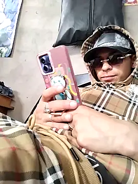 Tussi-amor online show from 02.17.26