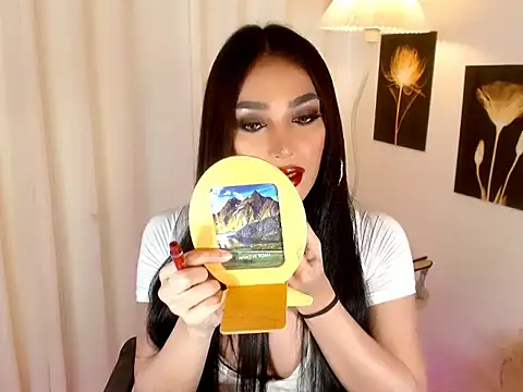 Brilliance Goddess online show from 12.15.25