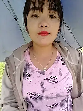 Snapshot of asian_2k chatting on 09.27.25 asian 2k online show from 09.27.25