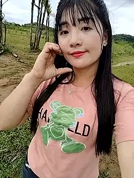 Snapshot of asian_2k chatting on 09.30.25 asian 2k online show from 09.30.25