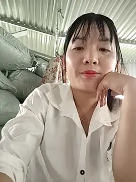 Snapshot of asian_2k chatting on 10.03.25 asian 2k online show from 10.03.25