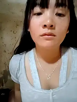 Snapshot of asian_2k chatting on 10.21.25 asian 2k online show from 10.21.25