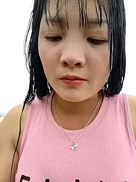 Snapshot of asian_2k chatting on 10.31.25 asian 2k online show from 10.31.25