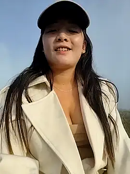 Snapshot of asian_2k chatting on 11.29.25 asian 2k online show from 11.29.25