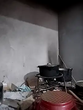 Snapshot of asian_2k chatting on 12.04.25 asian 2k online show from 12.04.25