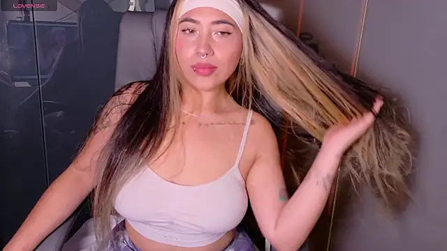  ManuVeelez online show from 12.19.25