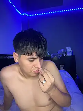 Kailertwink online show from 03.25.26