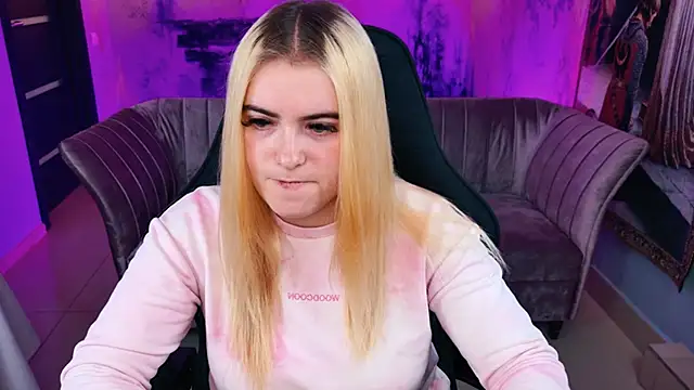 Stef Nicks online show from 10.13.25