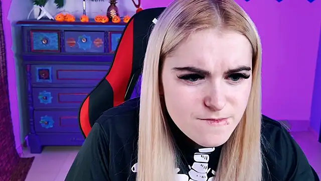 Stef Nicks online show from 10.30.25